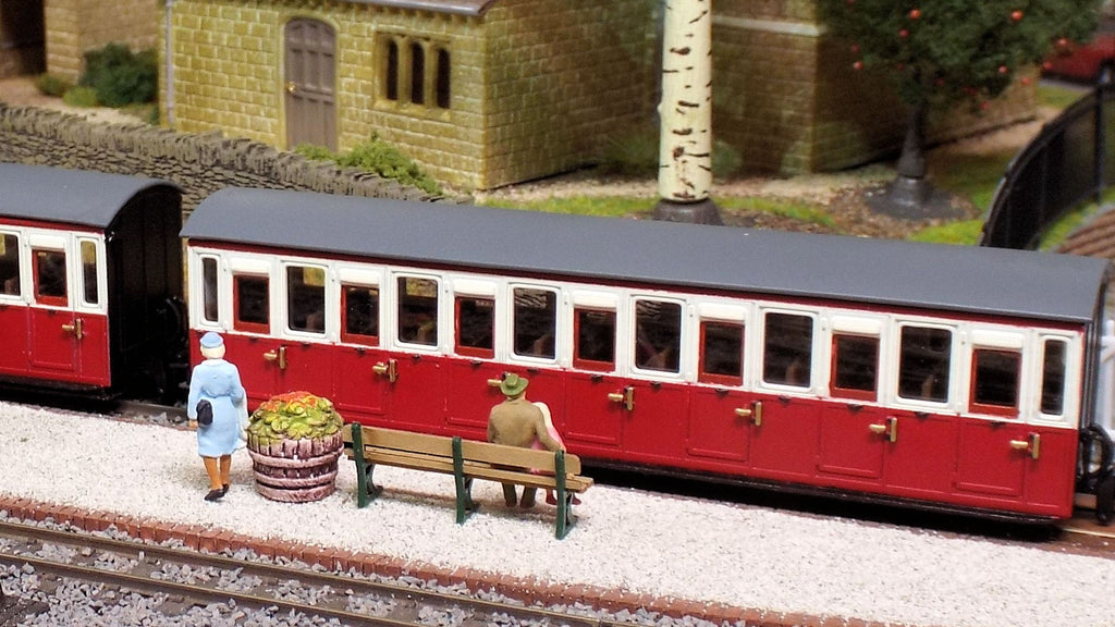 FR Ashbury Carriages 22 and 26