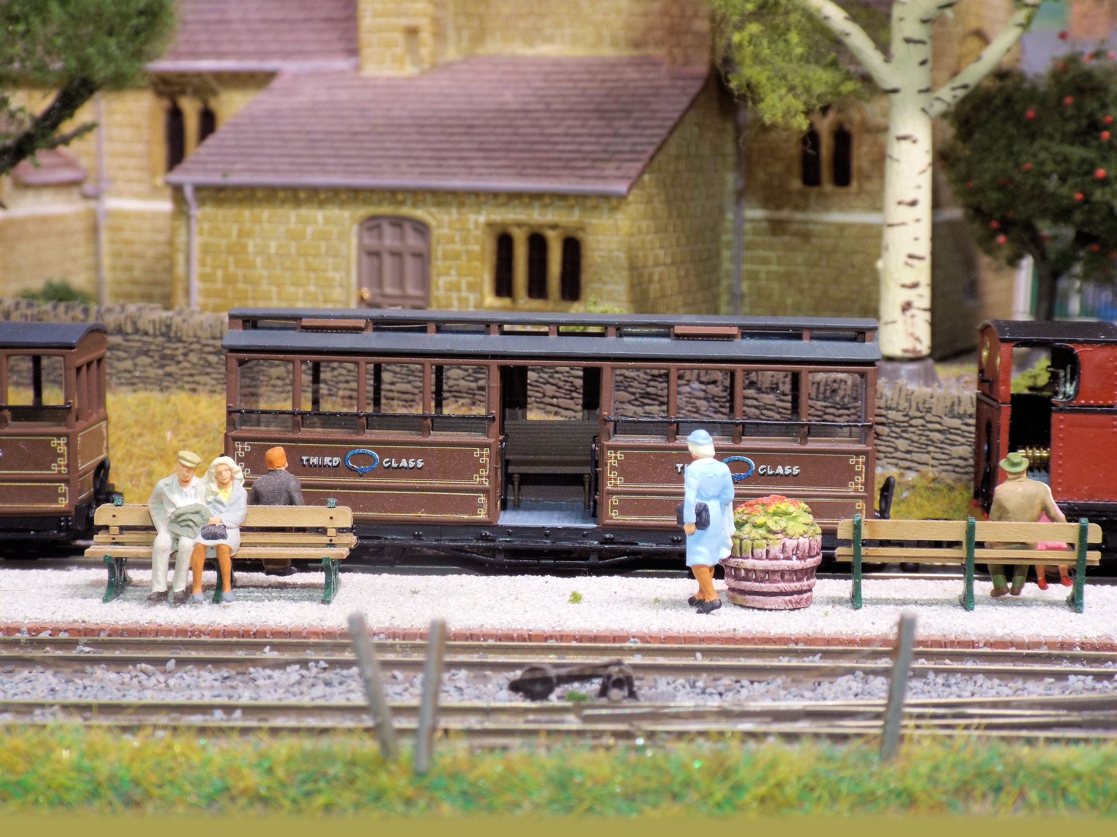 Corris Carriages (Mixed Saloons)