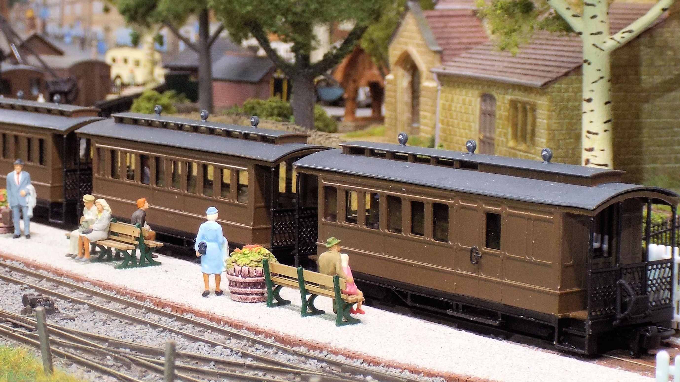Balcony-End Carriages (Pack A)