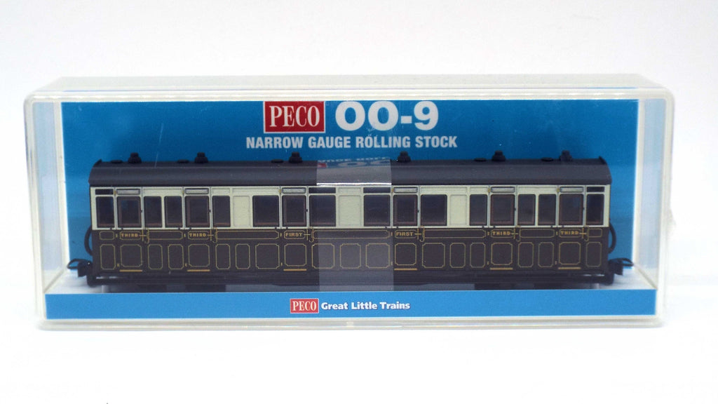 Composite Bogie Carriage - Brown and Cream