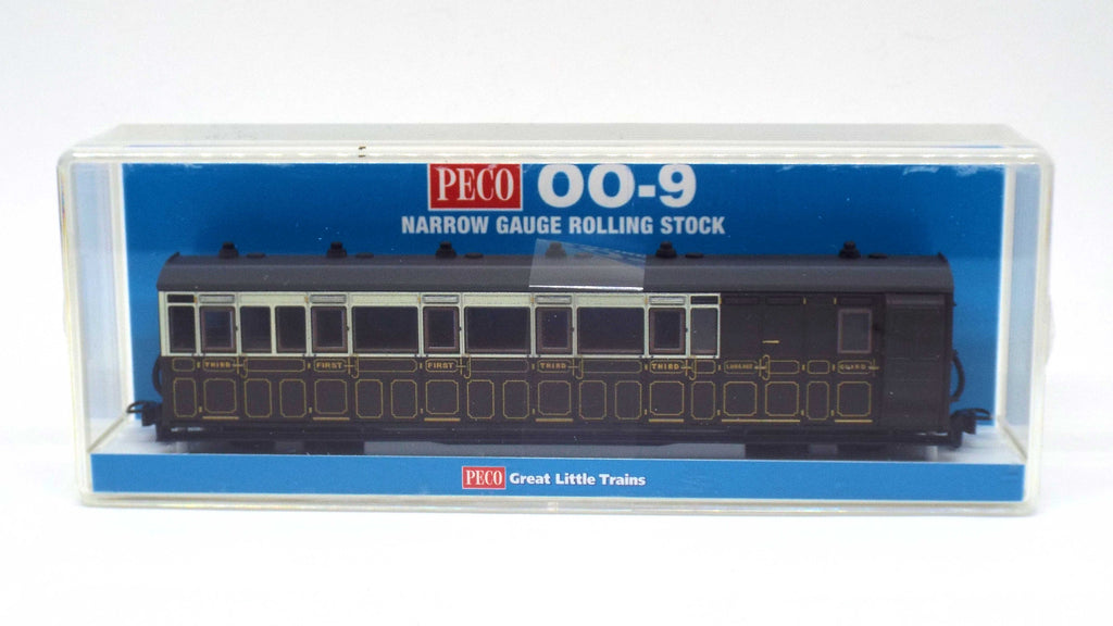 Brake-End Bogie Carriage - Brown and Cream