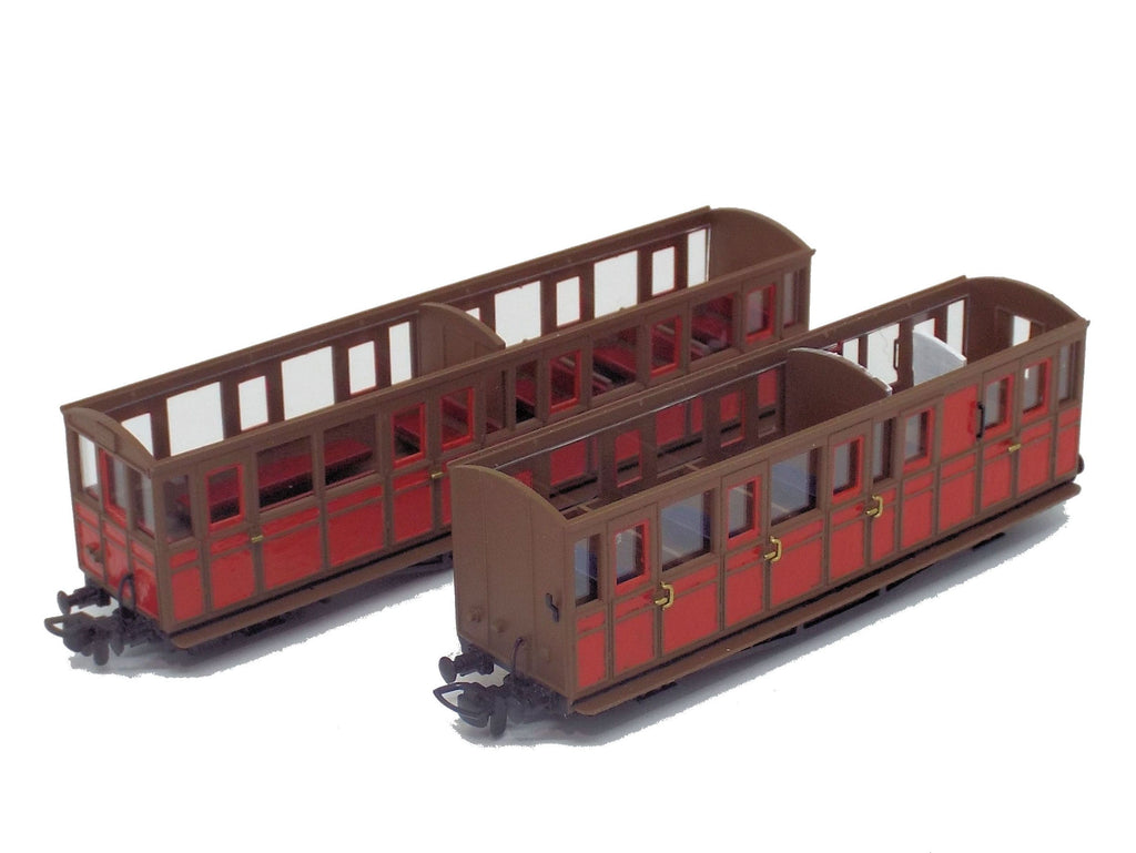 TR Carriages 16 and 21