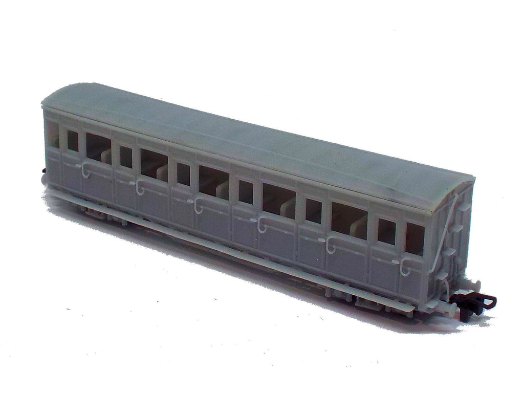 TR Carriages 17 and 18
