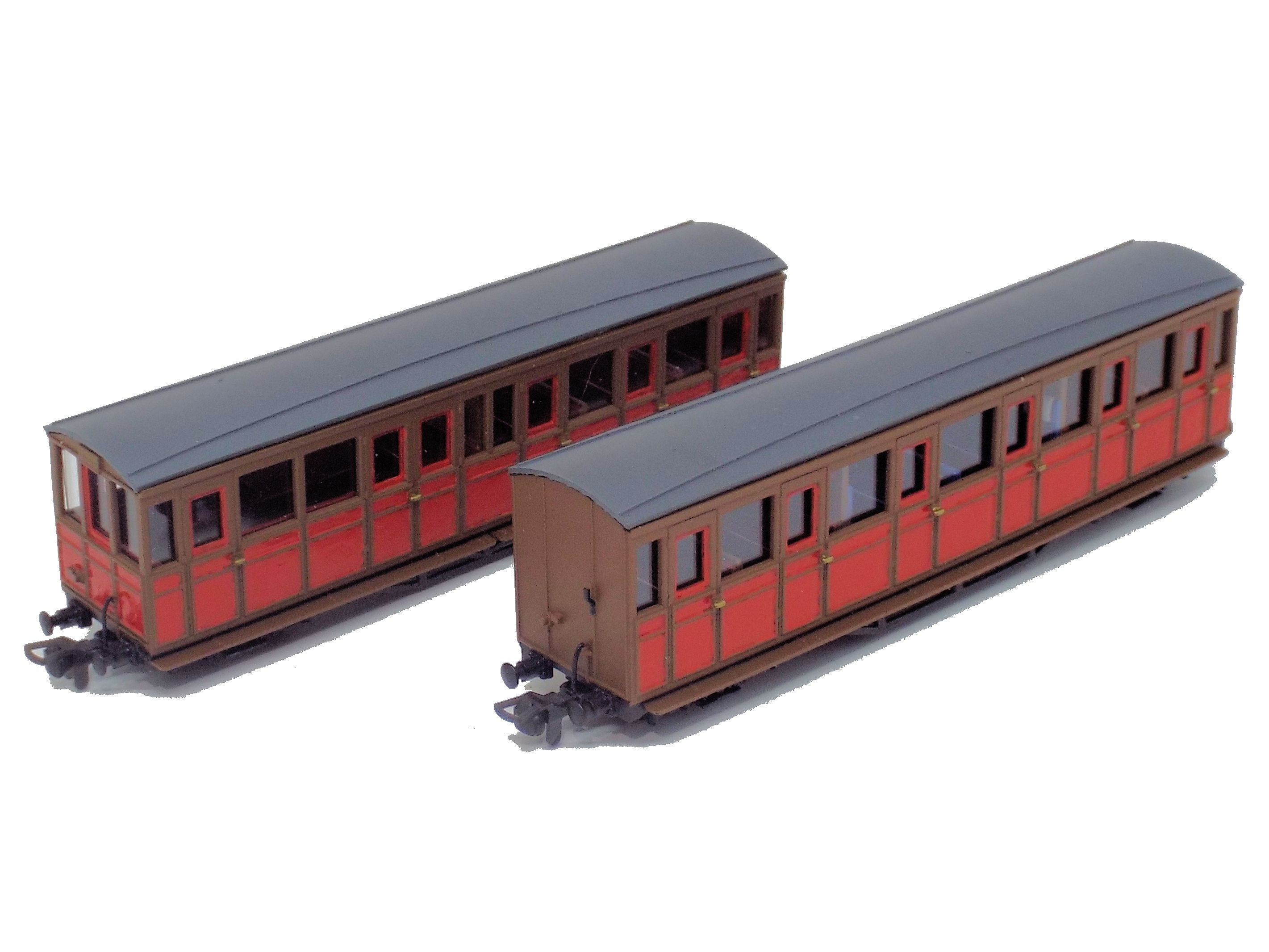 TR Carriages 19 and 20