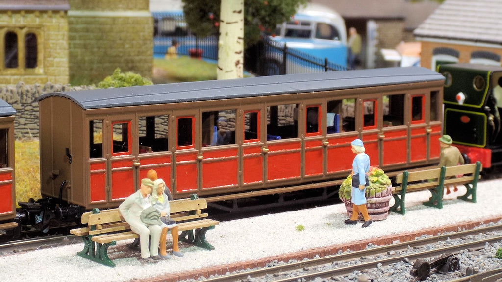 TR Carriages 19 and 20