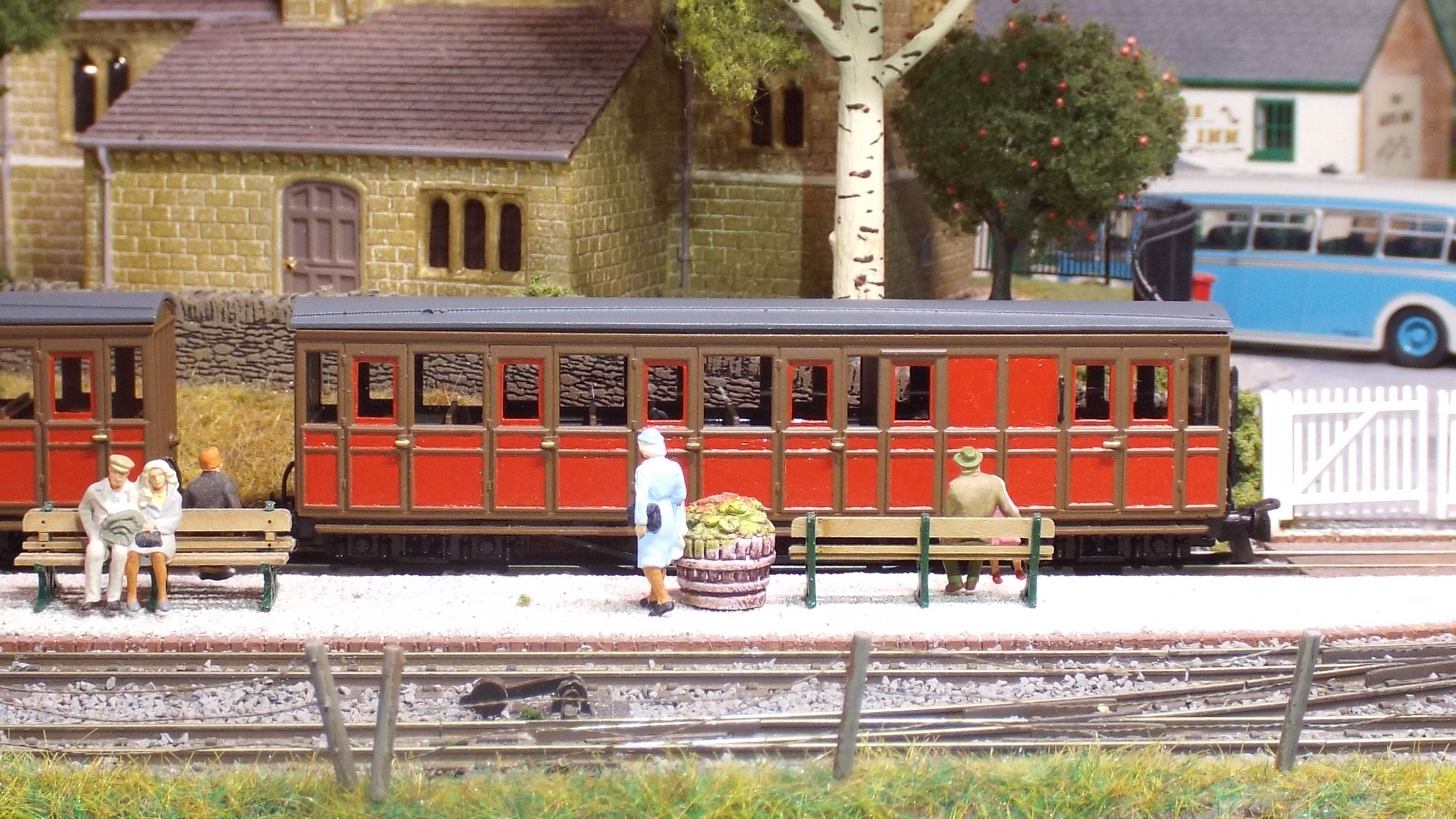 TR Carriages 22 and 23
