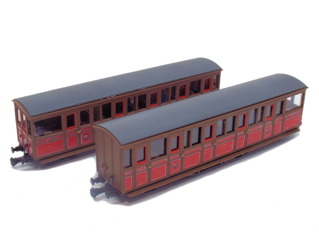 TR Carriages 24 and 25